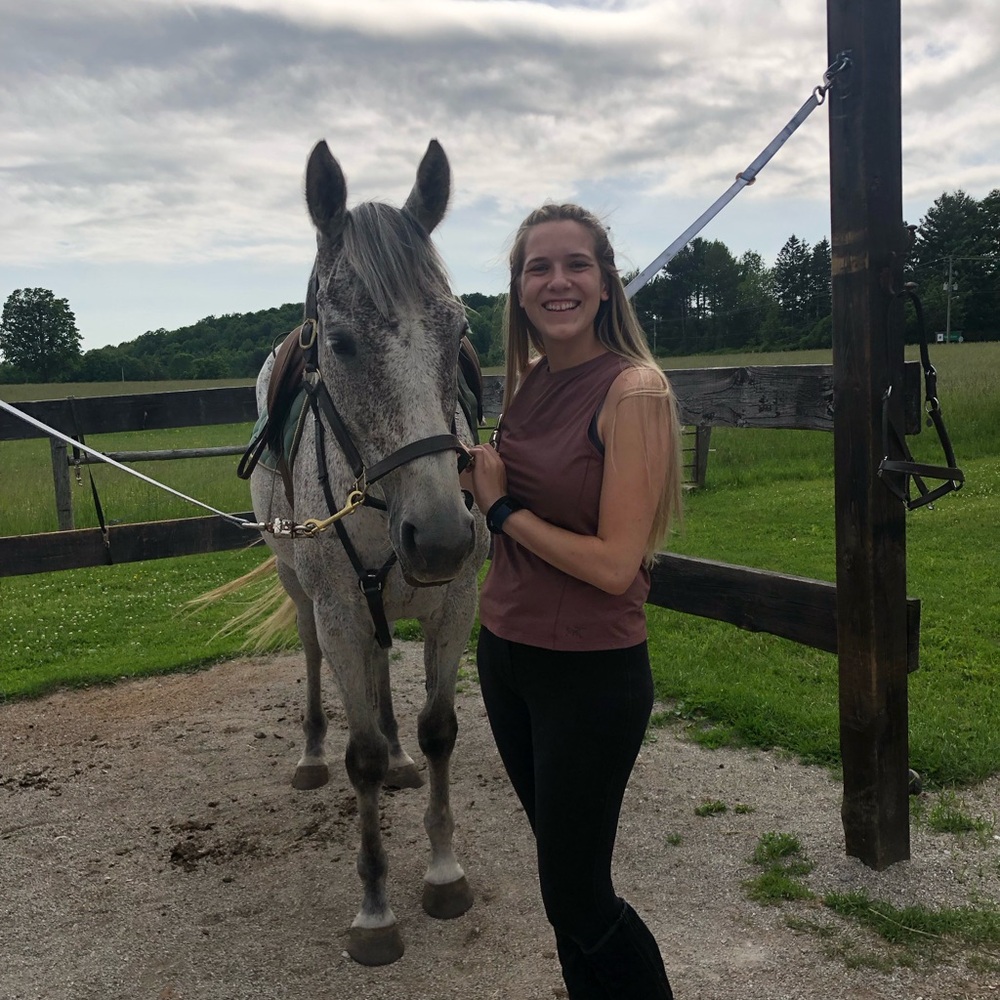 Meet your Posher, Catherine